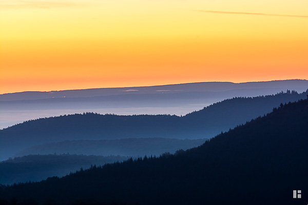 Wegelnburg: Blick vor Sonnenaufgang